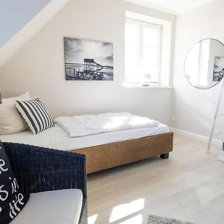 Doppelhaushaelfte Diek Twilling 4 Nyaraló *